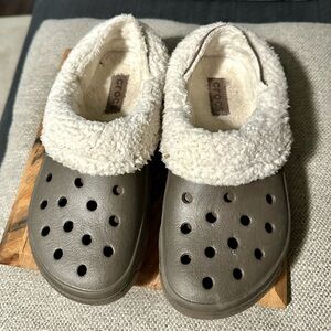 CROCS Gray and White Fleece-Lined Slippers
